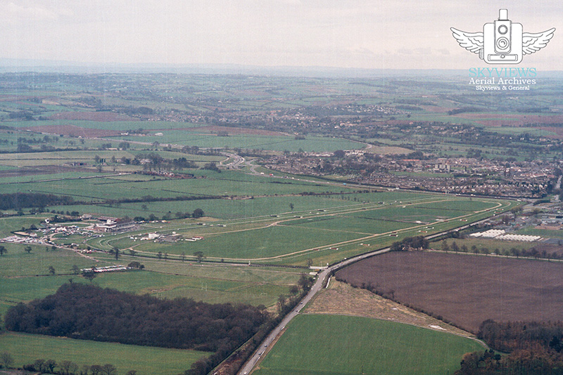 Wetherby Racecourse - 1988 - Skyviews Aerial Archives