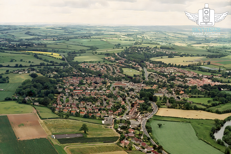 Collingham Yorkshire 1995 Skyviews Aerial Archives